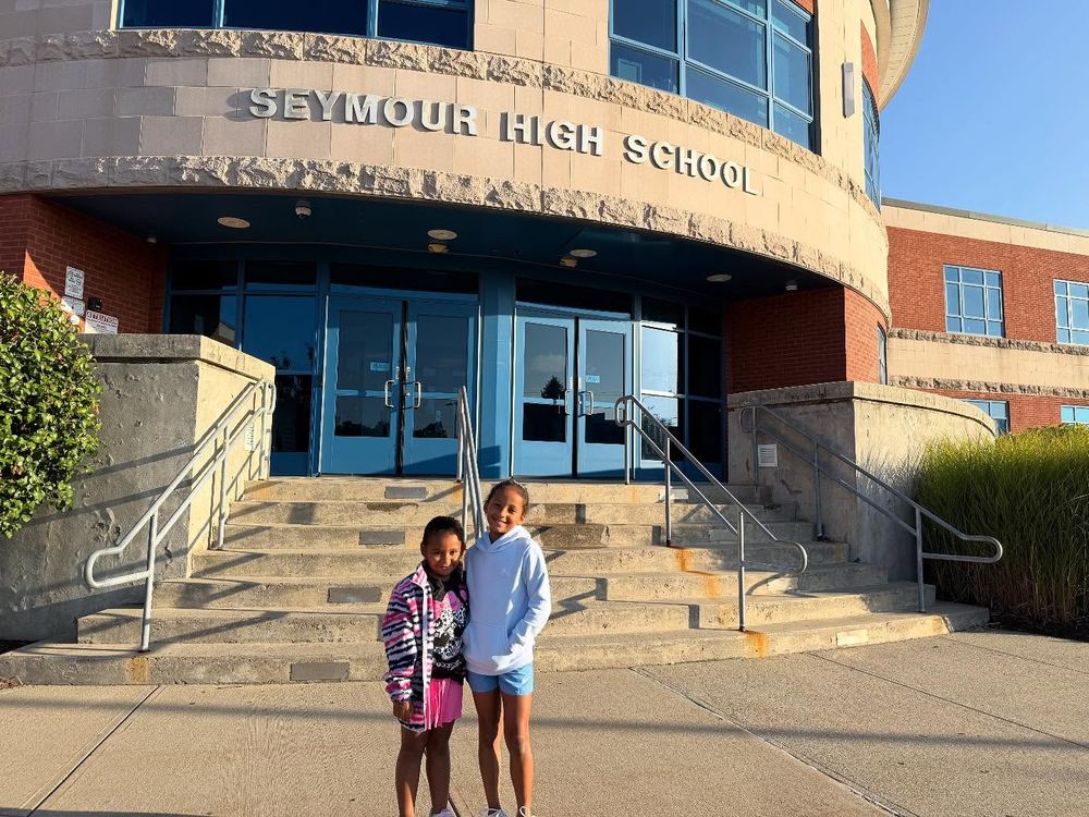 Delivering snacks to Seymour High School